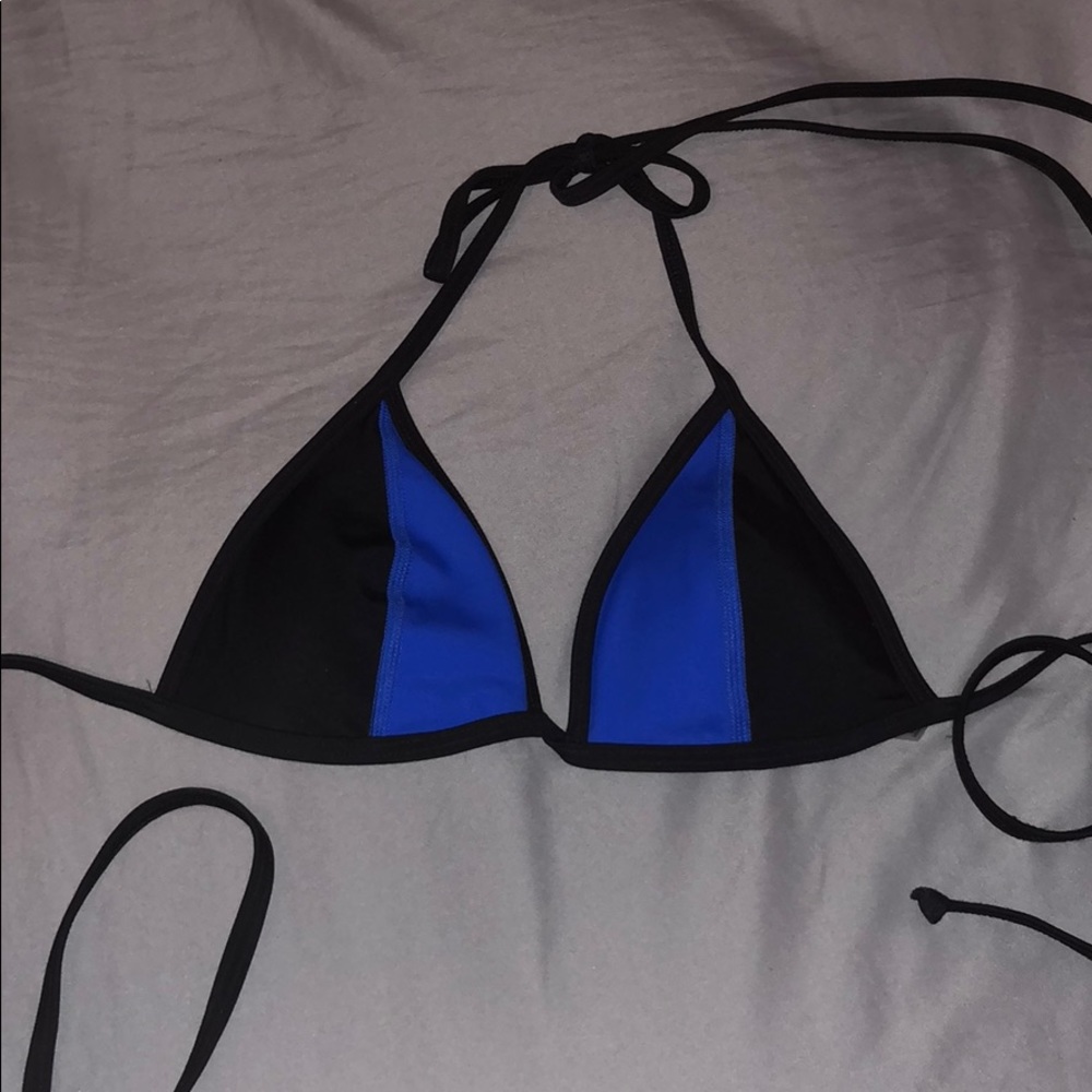 Victoria’s Secret Pink Color Block Bikini Top